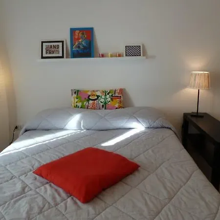 Stesi Vacanze Lägenhet *